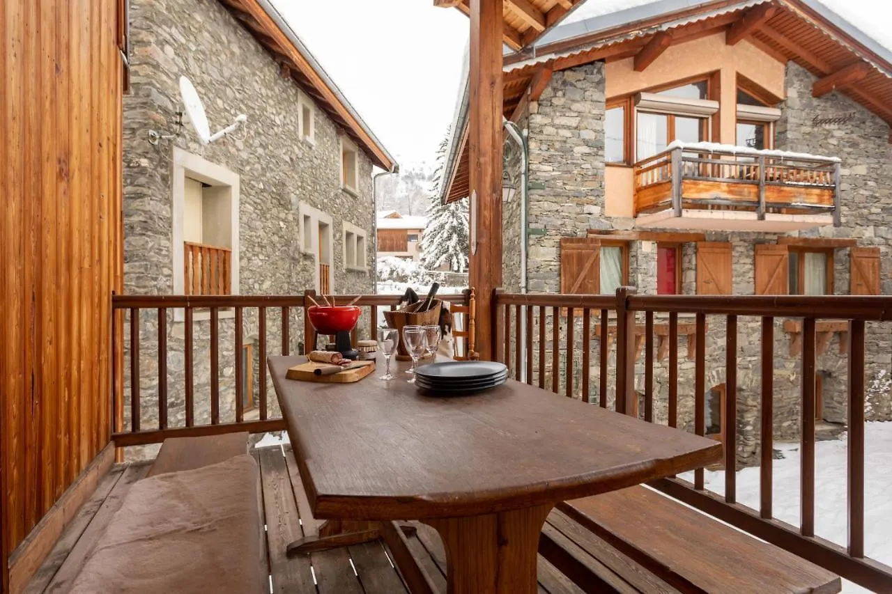 Chalet Laura Saint-Marcel  0*, Saint-Marcel (Savoie)